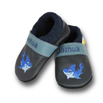 Krabbelschuhe freundlicher Hai